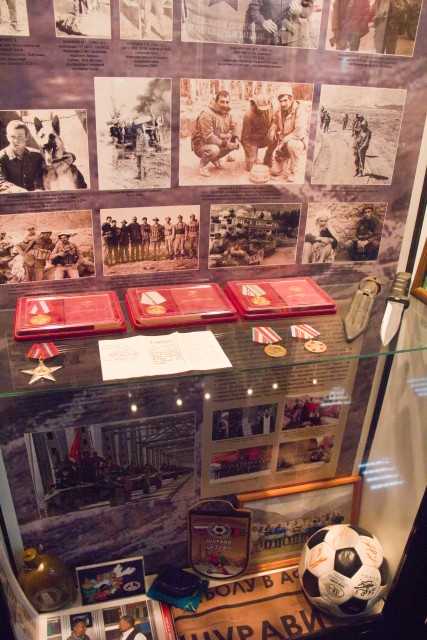 В музее боевой и трудовой славы открылась выставка, посвященная 100-летию виктора макарова