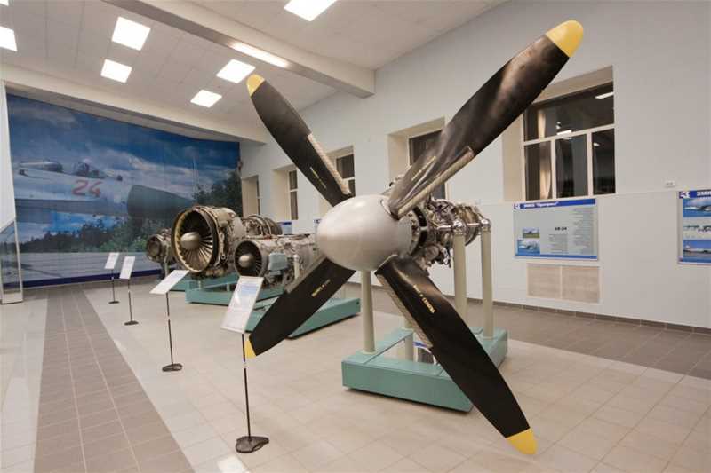 Музей истории авиационного двигателестроения и ремонта  в гатчине. ближайшие остановки, общественный транспорт и отзывы.