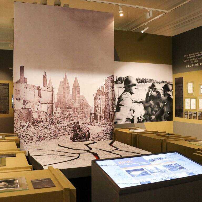 Историко-документальная выставка «накануне великой отечественной. 1 сентября 1939 – 22 июня 1941» | портал «архивы россии»