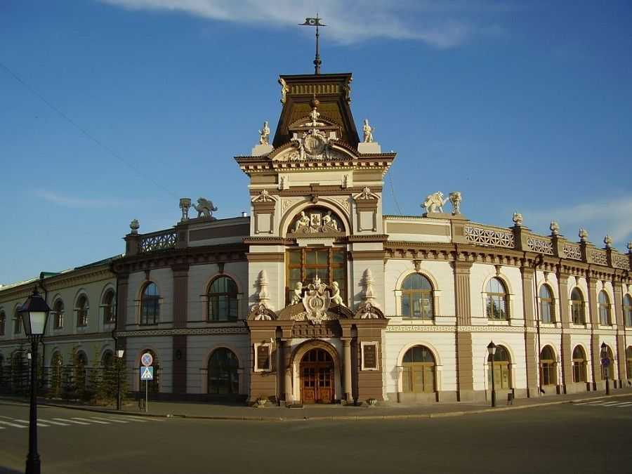 Решение о создании в Казани Музея ЛН Толстого было принято Кабинетом министров РТ 27 октября 2001 года Открытие музея состоялось  29 августа 2015 года после многолетней реконструкции исторического