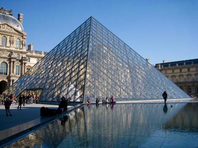 Самые большие музеи в мире - лучшие топ 10