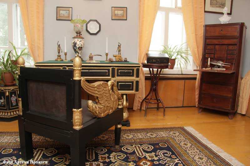 Музей истории города Кургана открыт в мае 2006 года Экспозиция музея расположена в купеческом особняке, некогда принадлежавшем купцу I гильдии Семену Ивановичу Березину, а затем его сыну Федору Посл