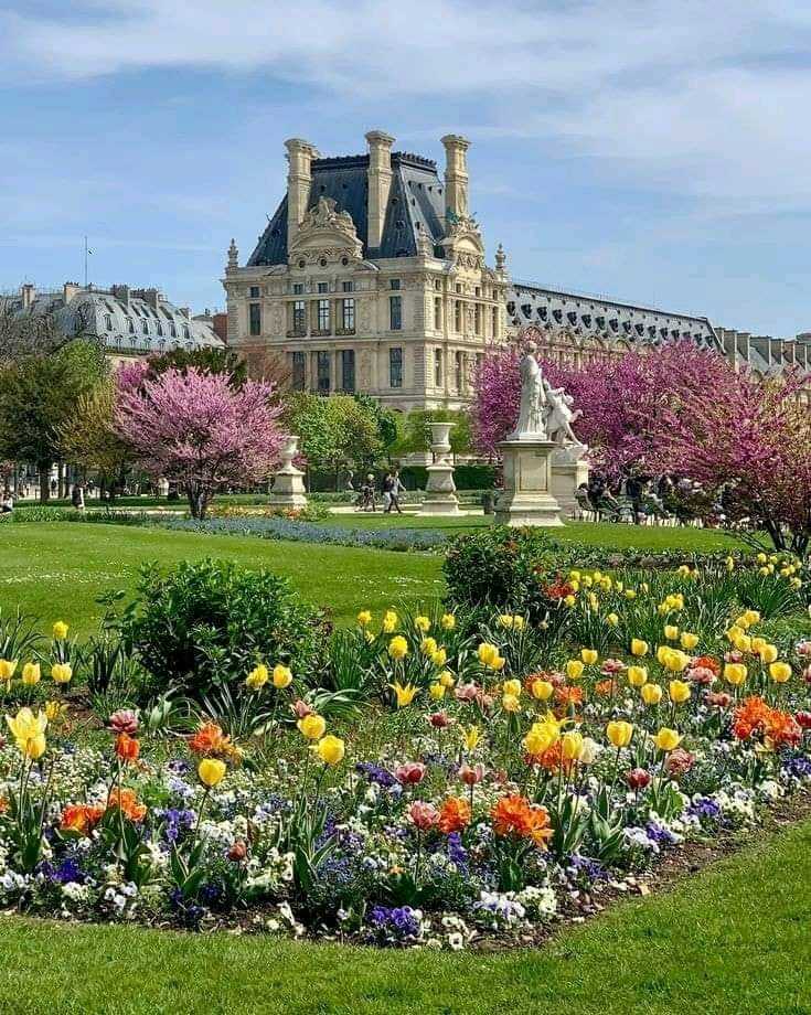 Картина Мане Музыка в Тюильри - сад в центре Парижа