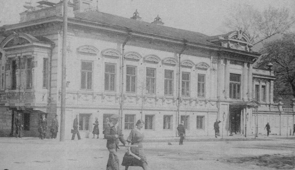 Заброшенный кремль на картине ф. я. алексеева 1800 г., которую он не рисовал и купчиха кустодиева