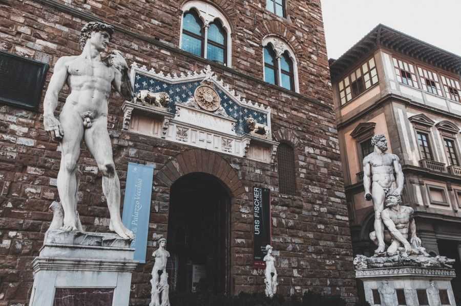 Описание флорентийских скульптур Фото скульптур Флоренции и их описание