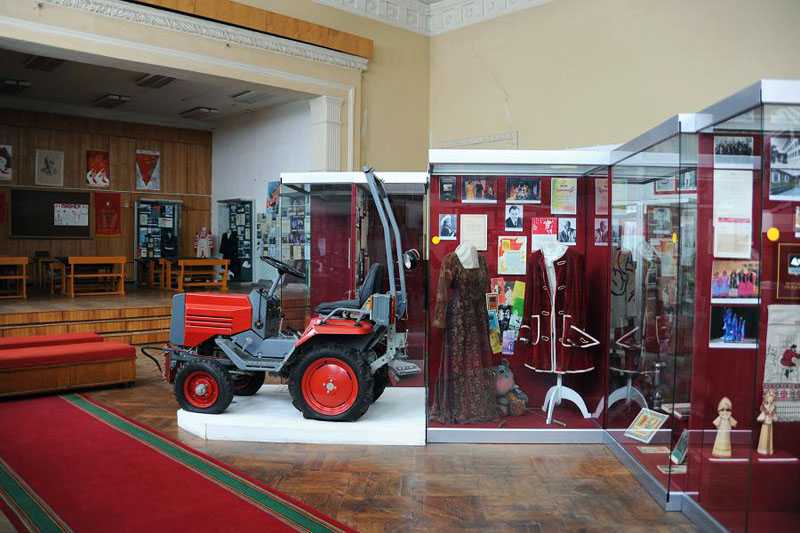 Курганский областной художественный музей был открыт 14 августа 1982 года Сегодня это основной центр комплектования, изучения и пропаганды изобразительной культуры Зауралья Музей имеет 10 экспозицио