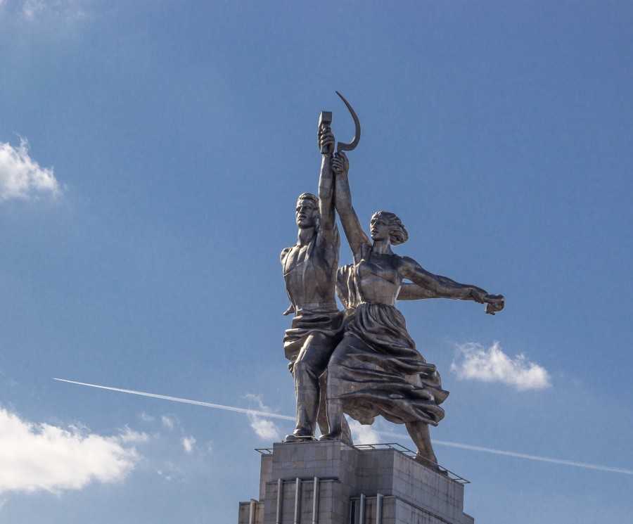 Памятник «рабочий и колхозница»: проекты, история и современность