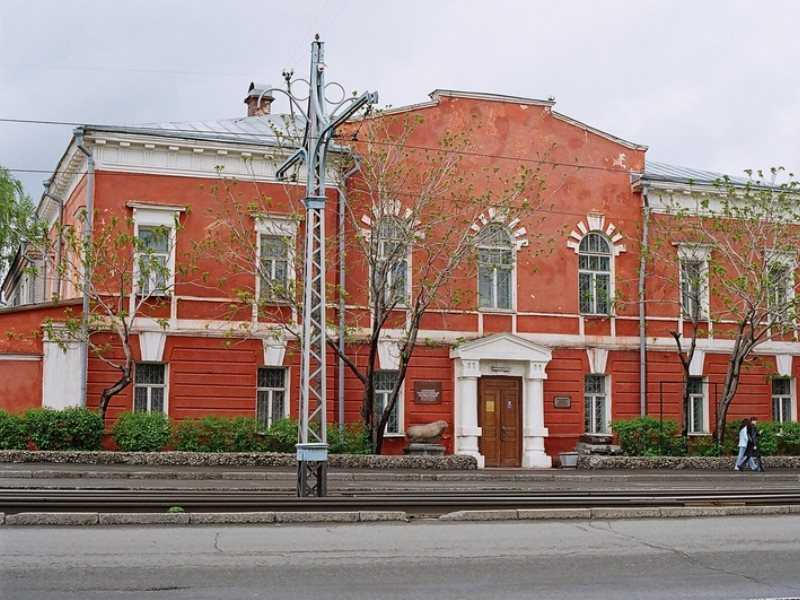 Музеи города барнаул - популярные экспозиции и выставки в музеях городов россии