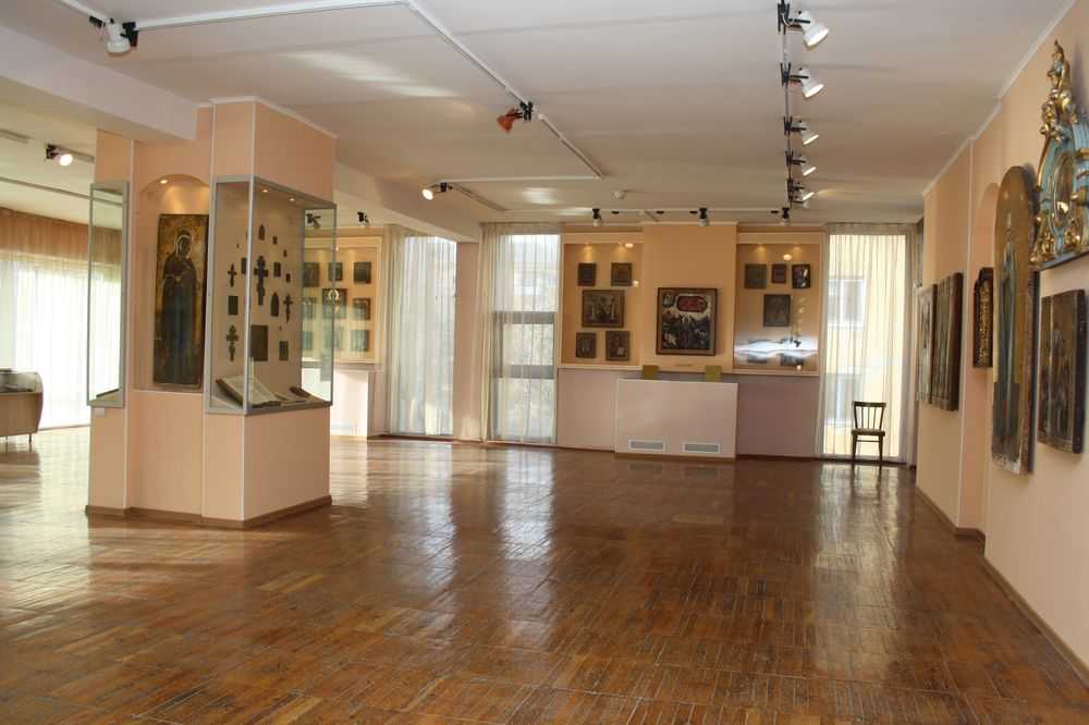 Музей истории города Кургана открыт в мае 2006 года Экспозиция музея расположена в купеческом особняке, некогда принадлежавшем купцу I гильдии Семену Ивановичу Березину, а затем его сыну Федору Посл